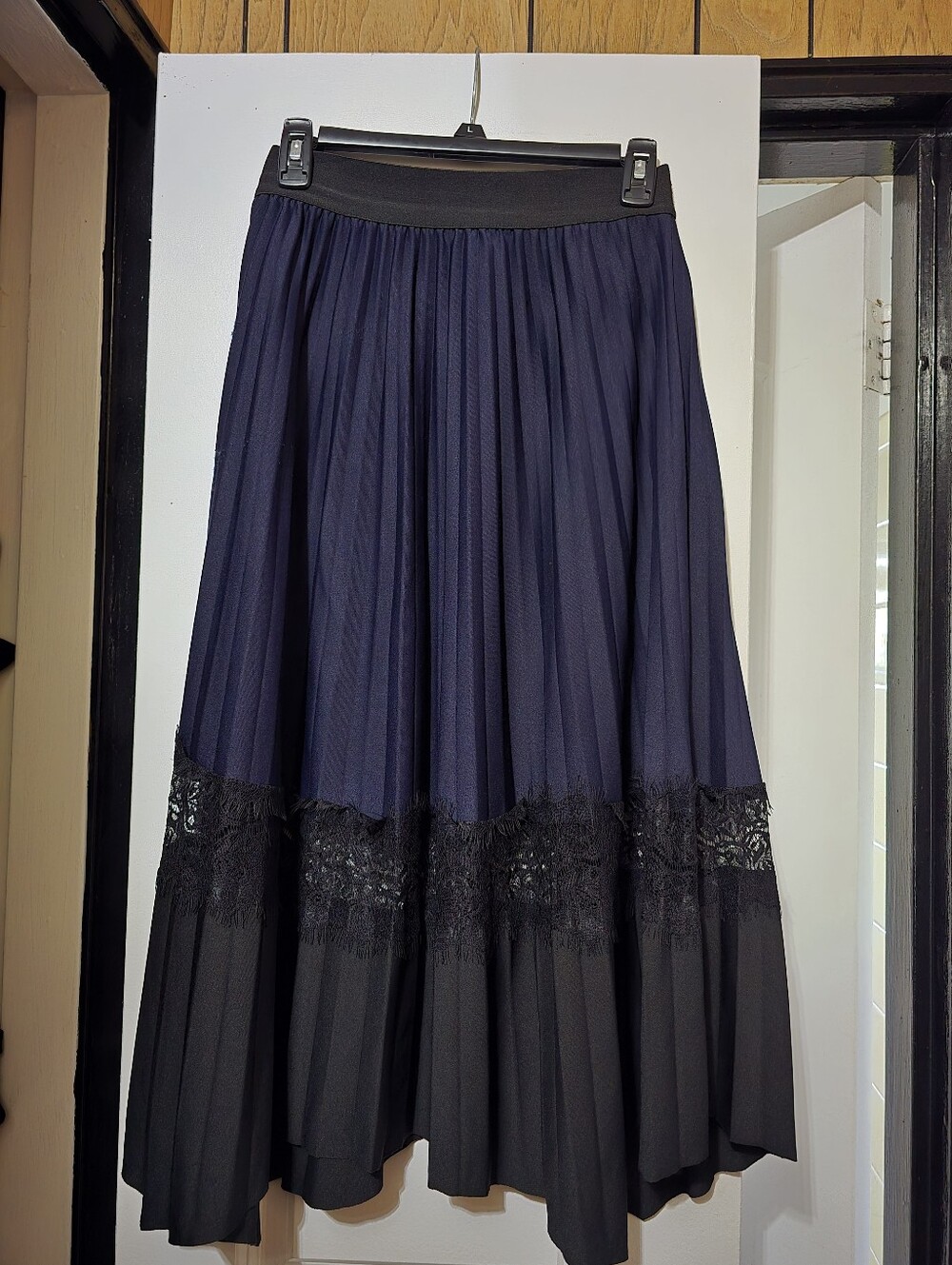 Ninexis Women's Pleated Navy Blue Midi Asymmetrical Skirt W Black Lace-One Size